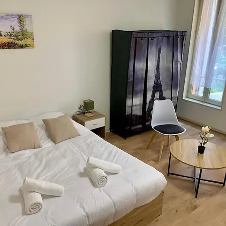 아파트 Cosy, 2 Min A Pied Du Metro 7, Acces Direct Paris *